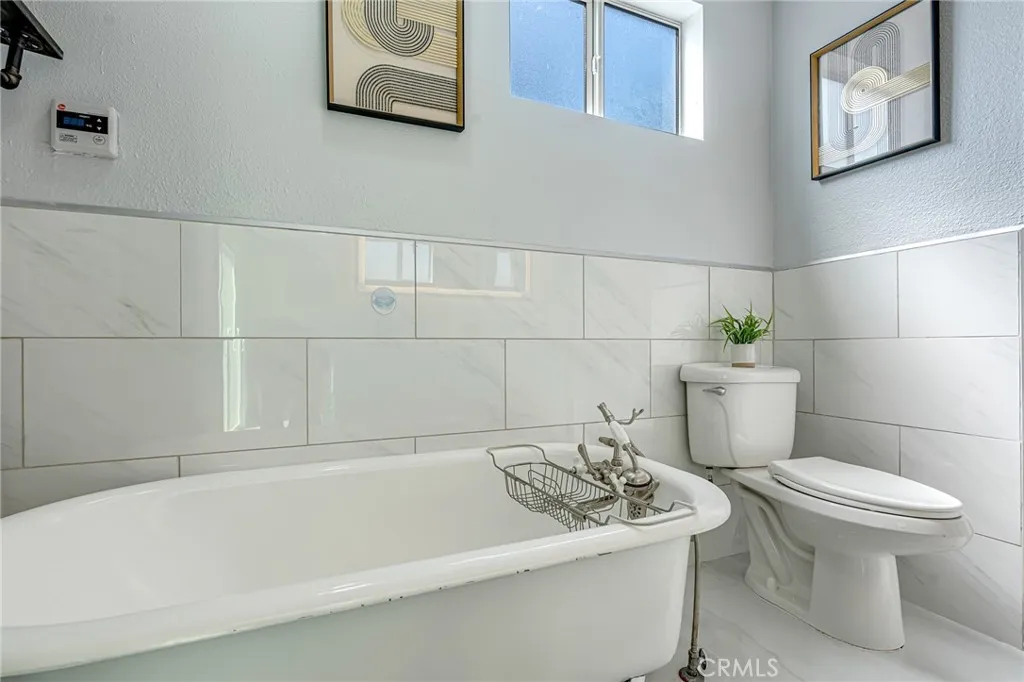 Additional image 37 of 1381 W Summerland Ave, San Pedro, CA 90732