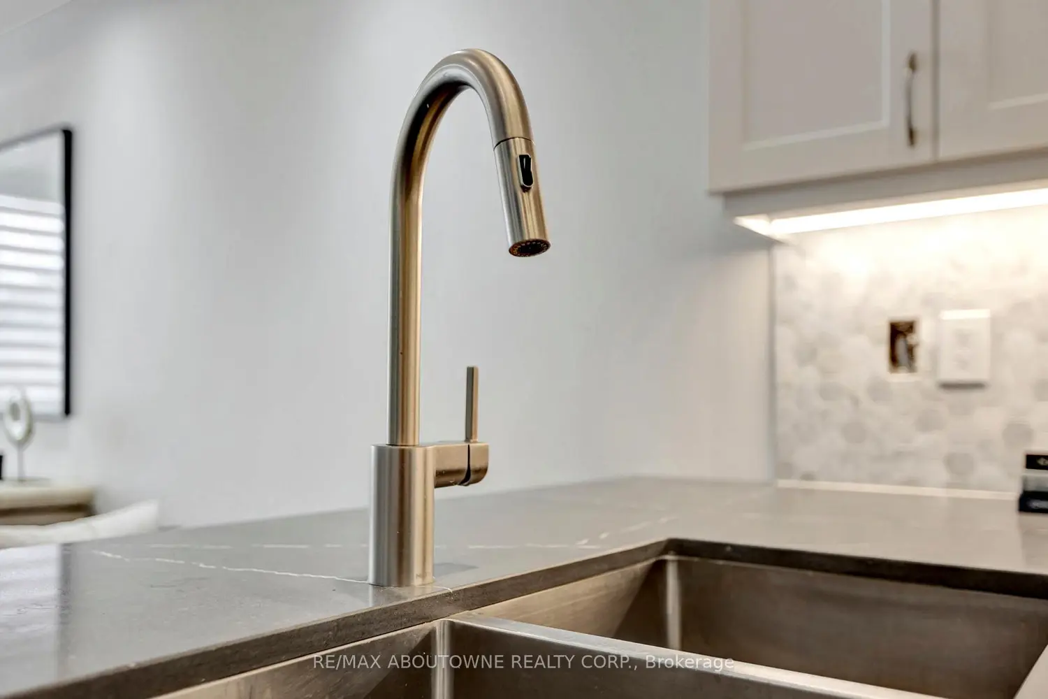 Additional image 7 of 2212 Bromsgrove Road 5