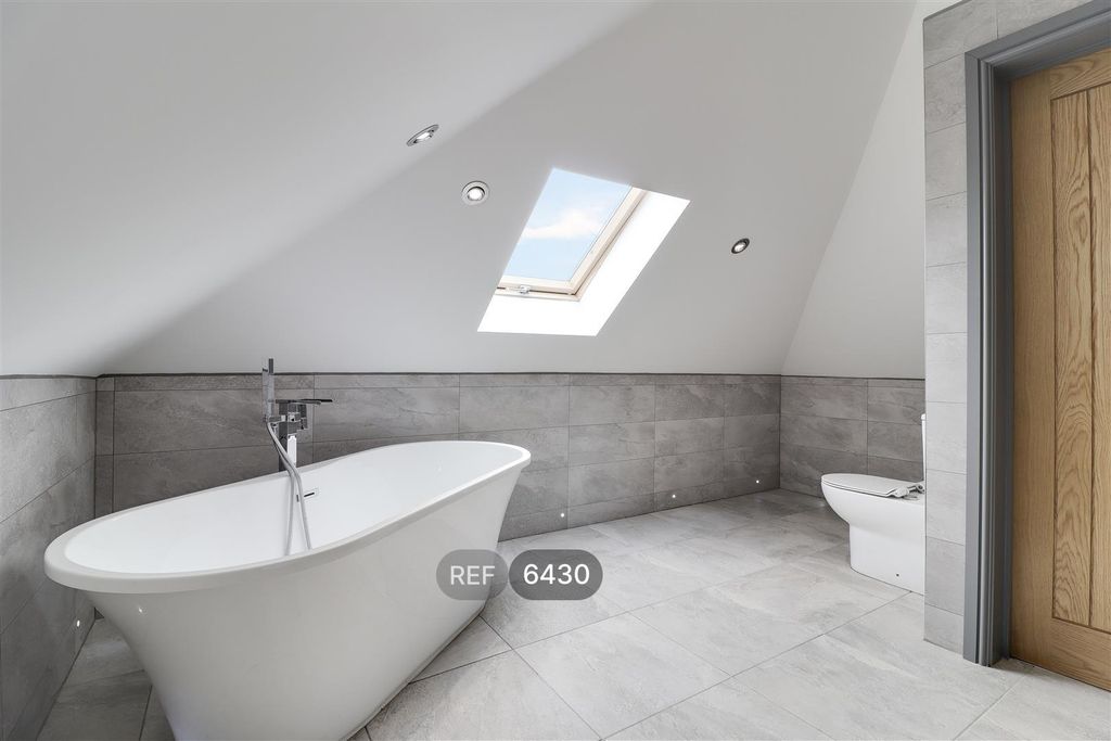 Additional image 33 of 5 bed detached house to rentWollaton Vale, Wollaton, Nottingham NG8
