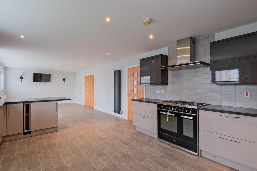 Additional image 40 of 4 bed detached house to rent44 Kilncadzow Road, Carluke ML8