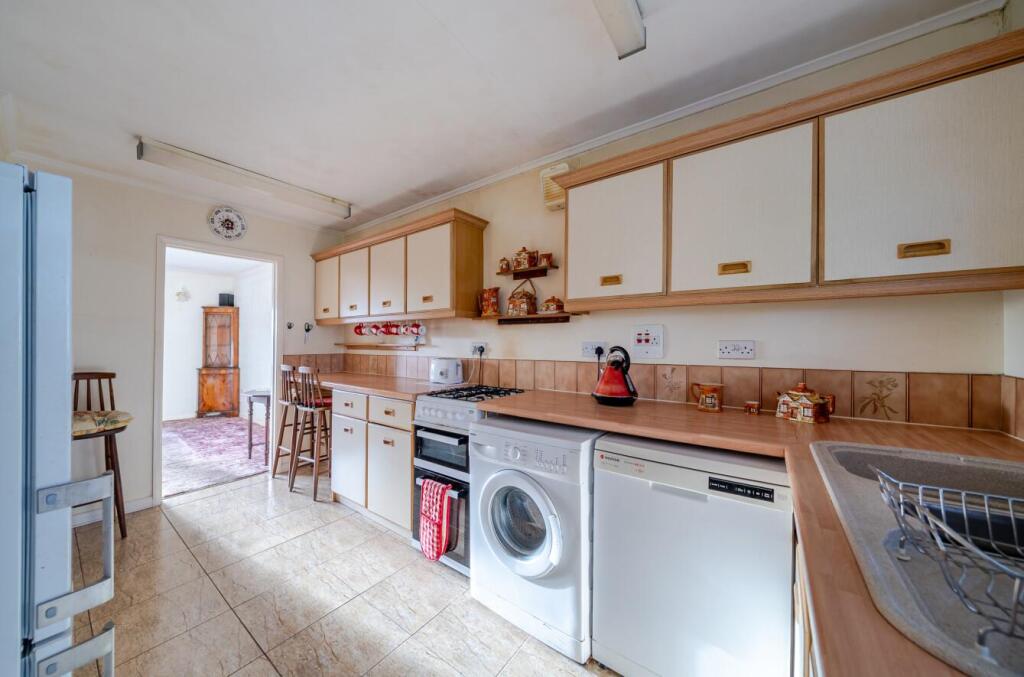 Additional image 15 of Behind Hayes Lane, South Cheriton