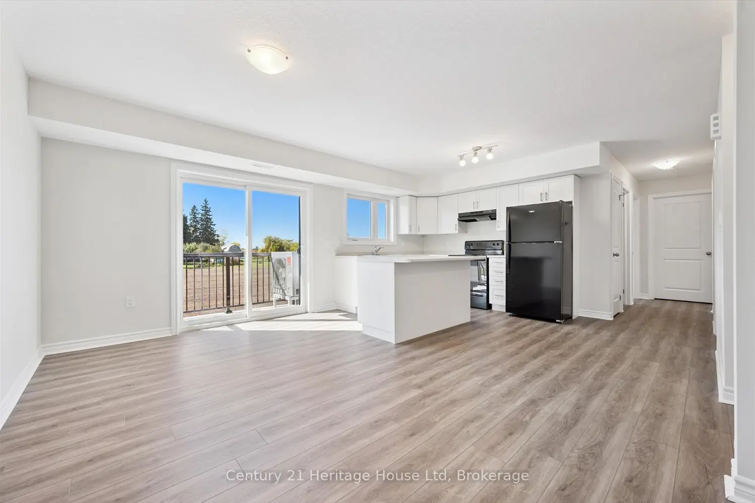 Additional image 11 of 465 Garafraxa Street 3