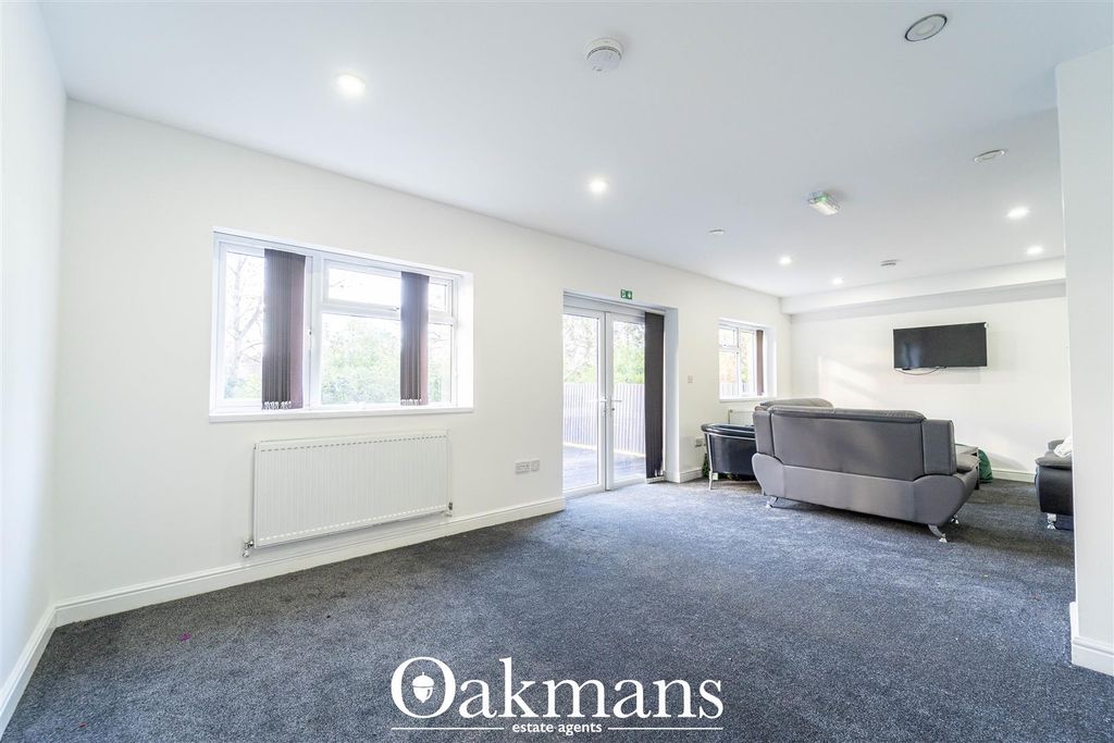 Additional image 3 of 8 bed detached house to rentRookery Road, Selly Oak, Birmingham B29