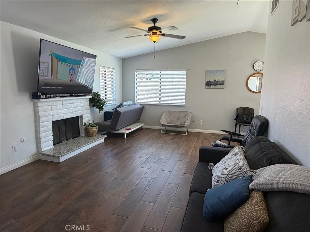 Additional image 14 of 37112 Calle Amigo, Palmdale, CA 93550