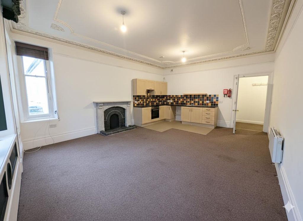 Additional image 2 of 1 bed flat to rentBridge Street, Usk NP15
