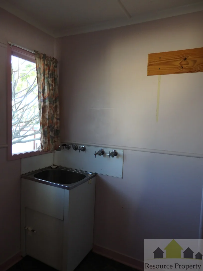 Additional image 8 of 15 Sandalwood Street, Blackwater QLD 4717