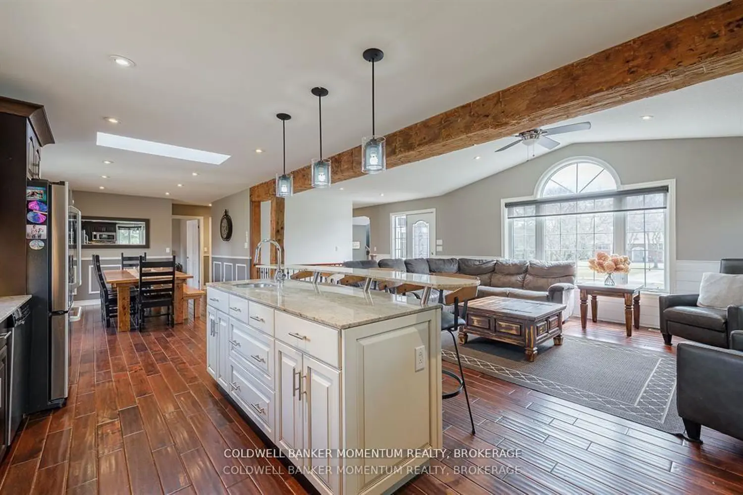 719 Welland Road photo 4