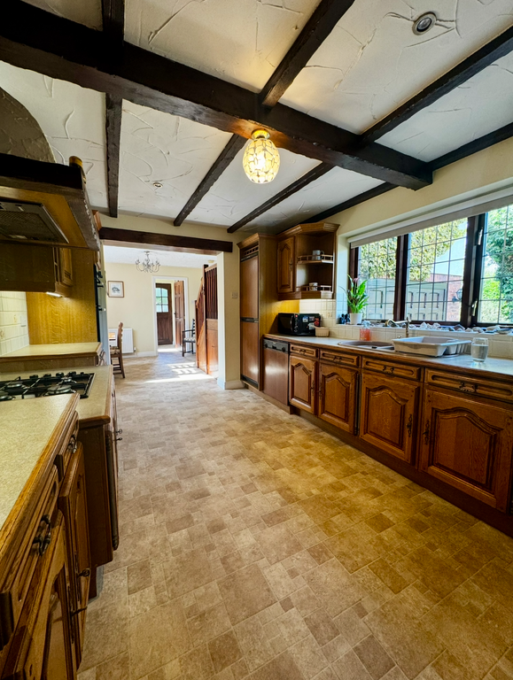 Additional image 11 of 4 bed detached house to rentPitts House Lane, Churchtown, Southport PR9