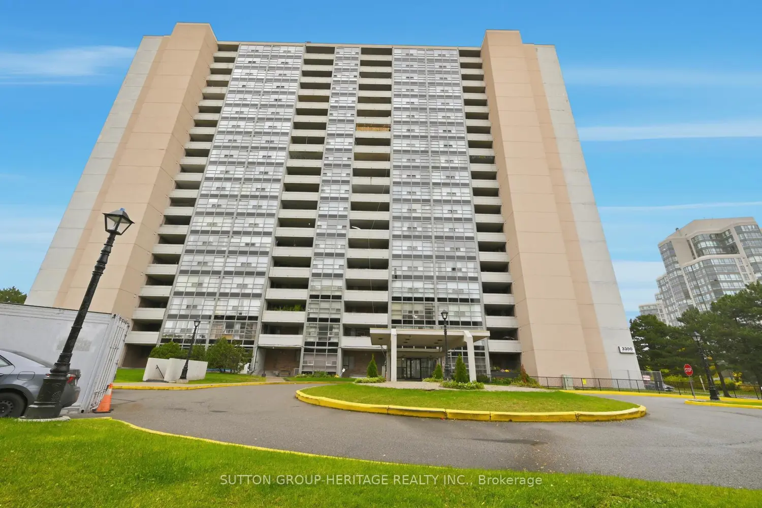 Additional image 4 of 3380 Eglinton Avenue 2007
