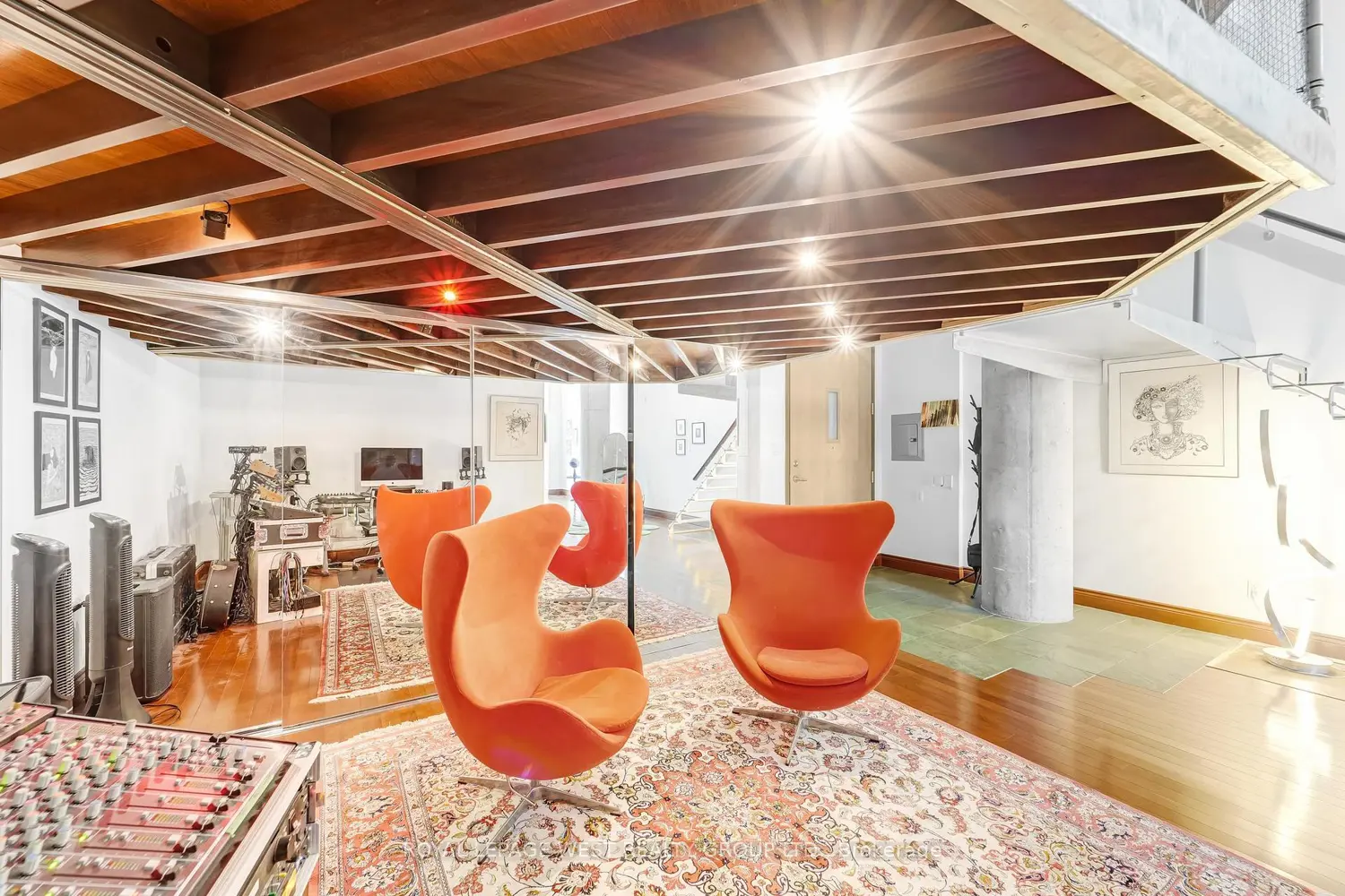 Additional image 15 of 90 Sumach Street #416