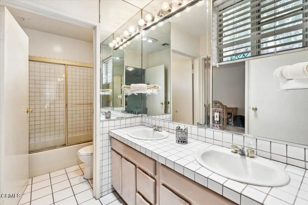 Additional image 127 of 4959 Brewster Drive, Los Angeles, CA 91356