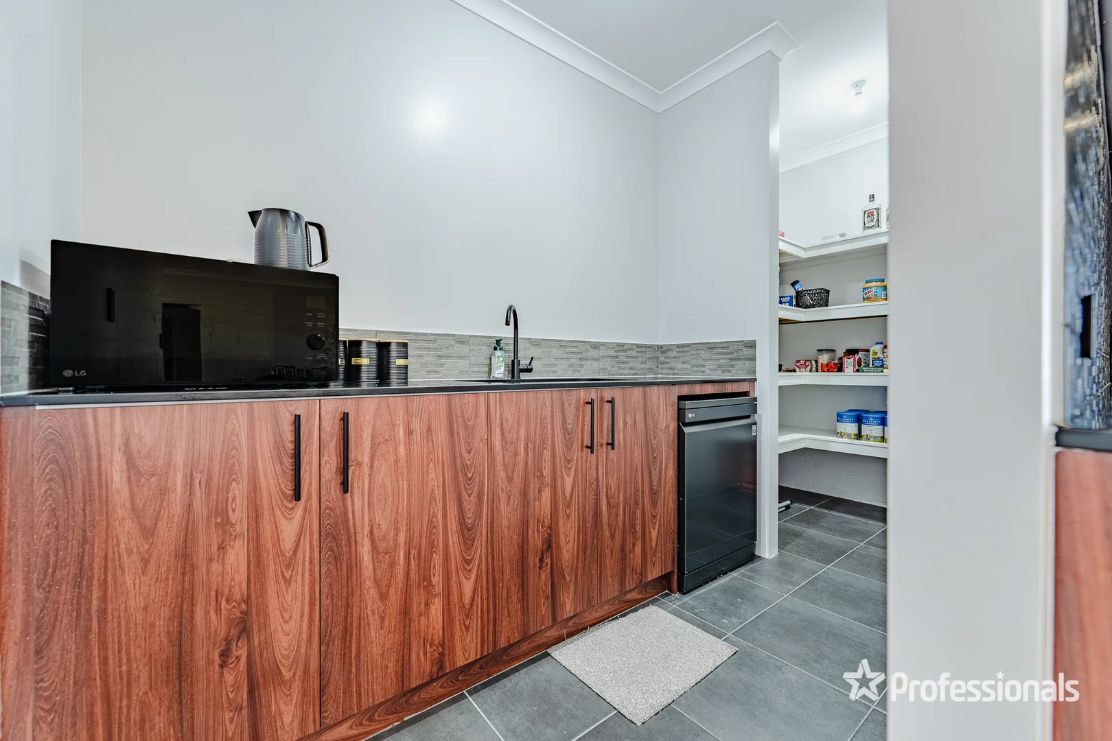 Additional image 11 of 235 Nicholson Road, Cookernup WA 6219