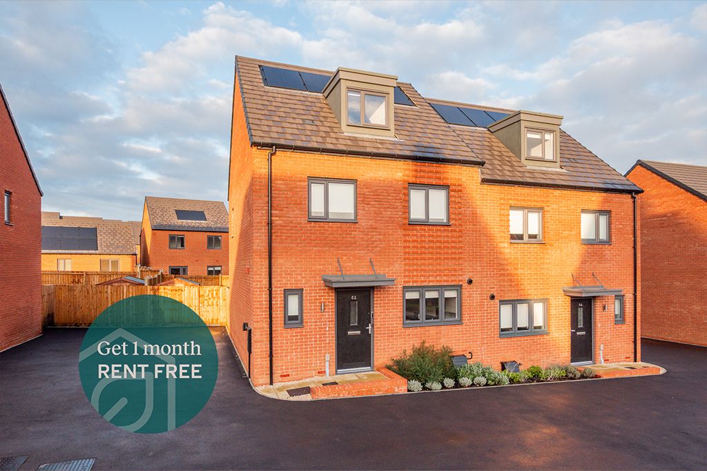 4 bed semi-detached house to rentLeaf Living At Western Gate, Northampton NN7, 4Gw