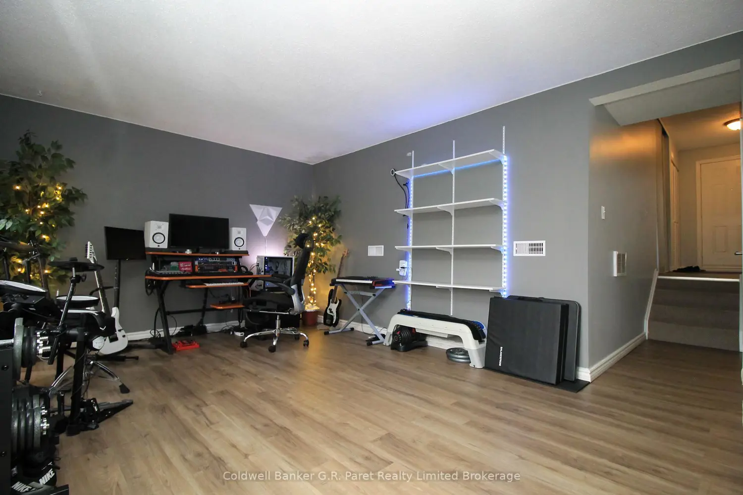 Additional image 3 of 129 Concession Street 16