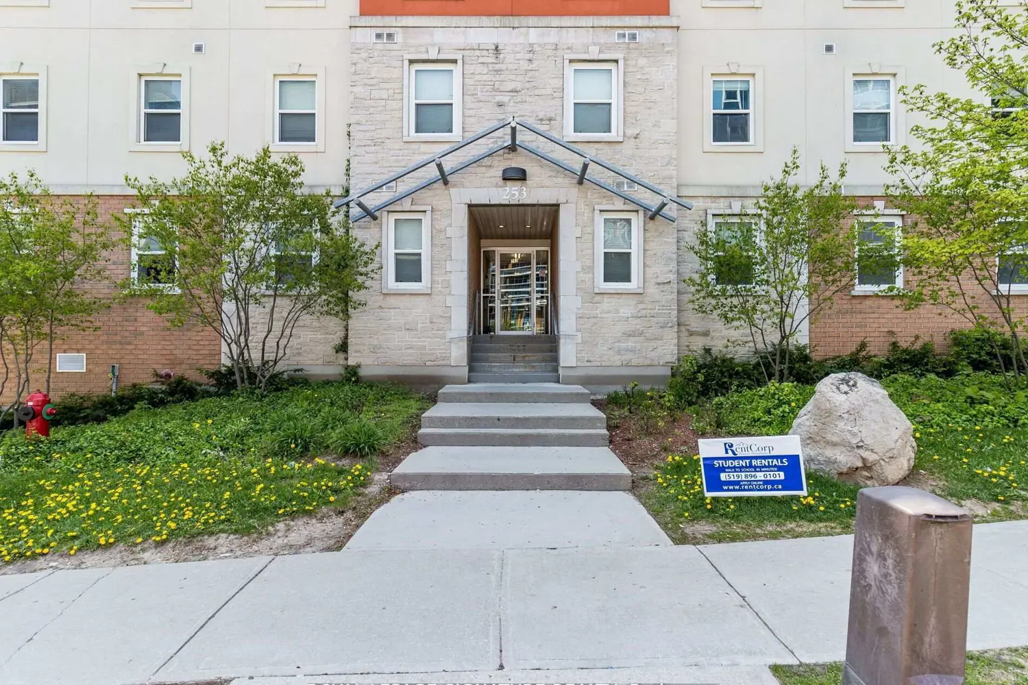 Additional image 2 of 253 Lester Street 101