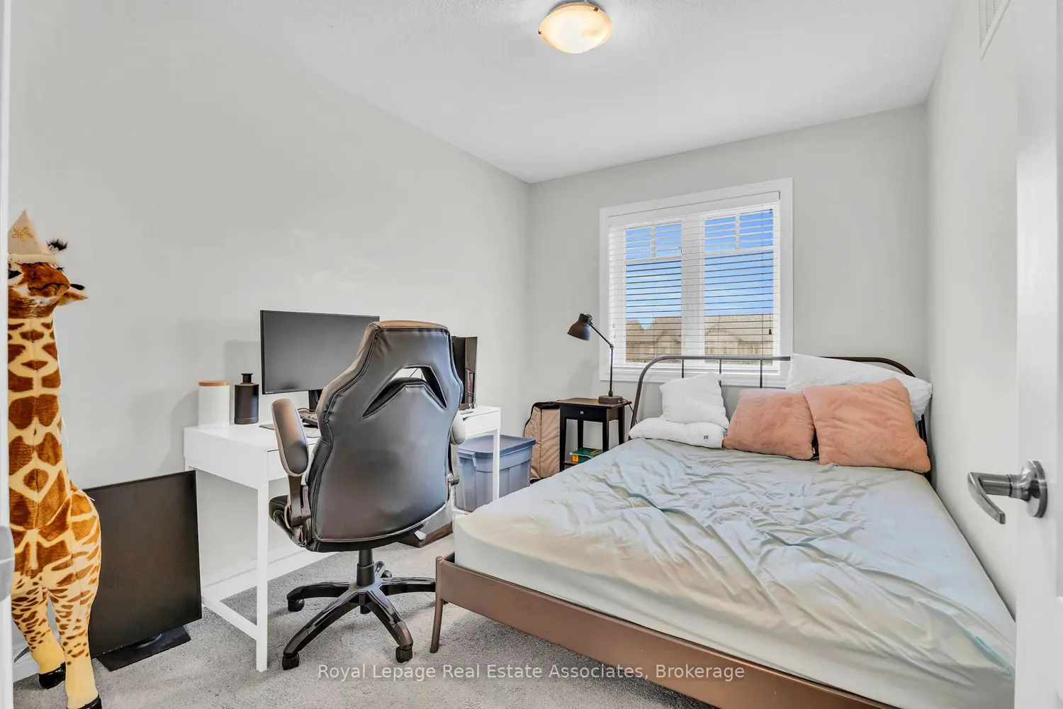 Additional image 19 of 114 Winterton Court