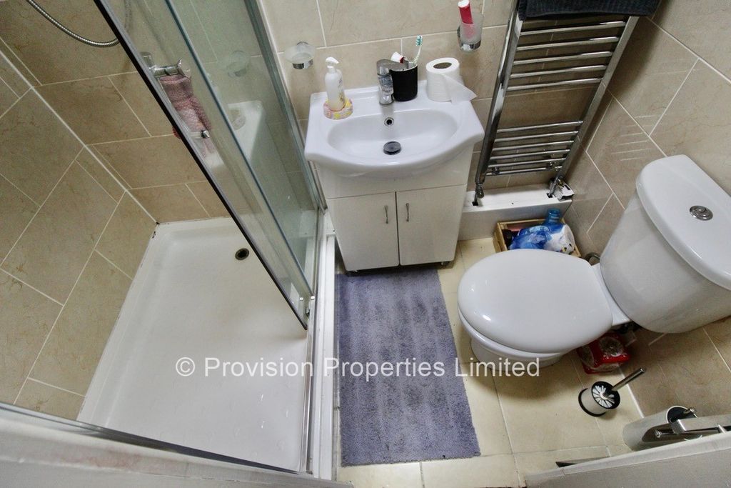 Additional image 11 of 8 bed semi-detached house to rentSt. Michaels Villas, Headingley, Leeds LS6