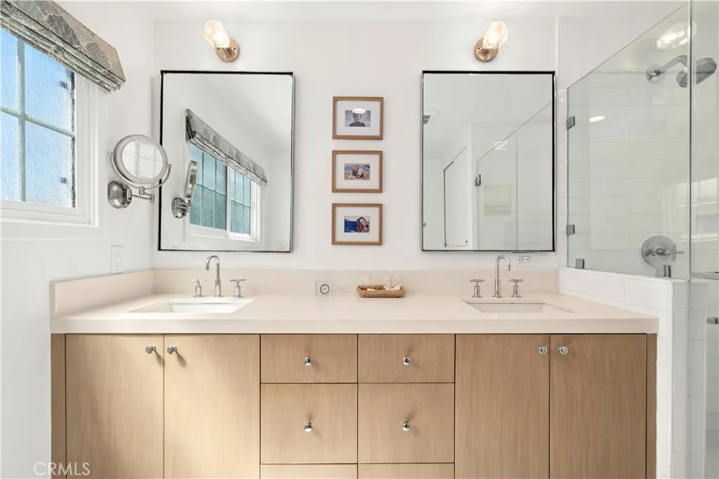 Additional image 49 of 213 Via Mentone, Newport Beach, CA 92663