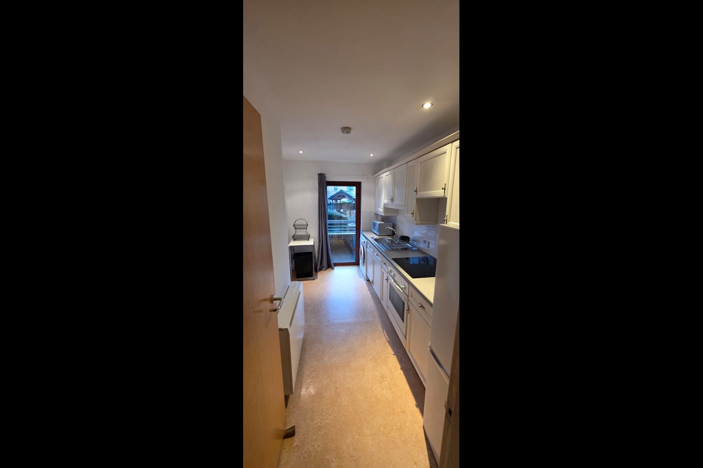 Additional image 3 of Room in a Shared Flat, Haugh Road, G3, N1 7GU