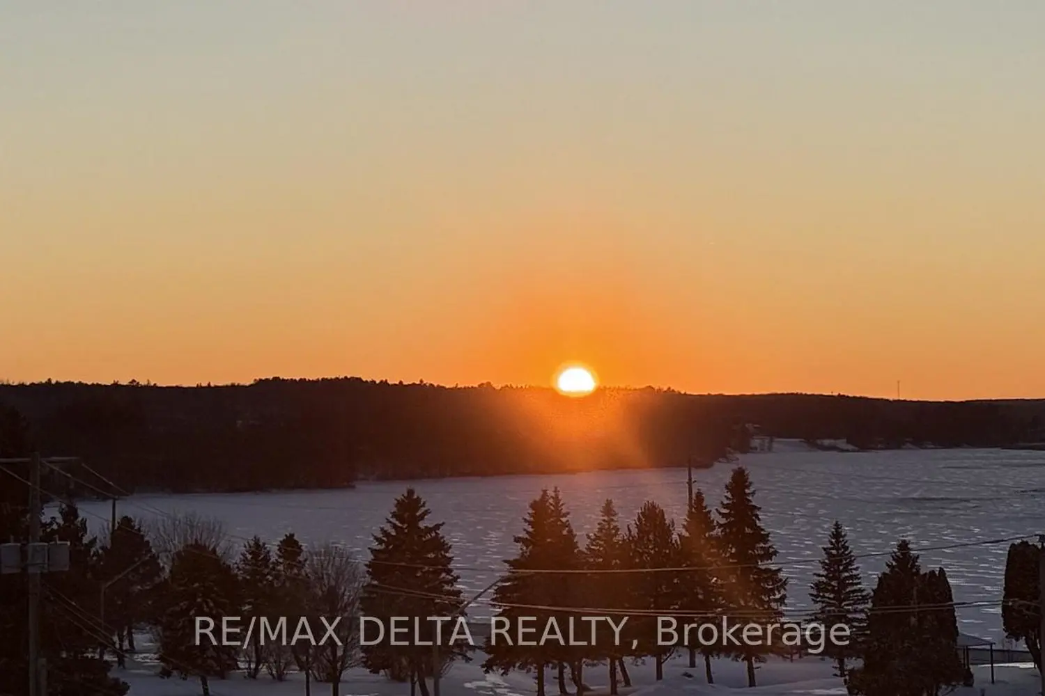 Additional image 16 of 2921 Laurier Street 407