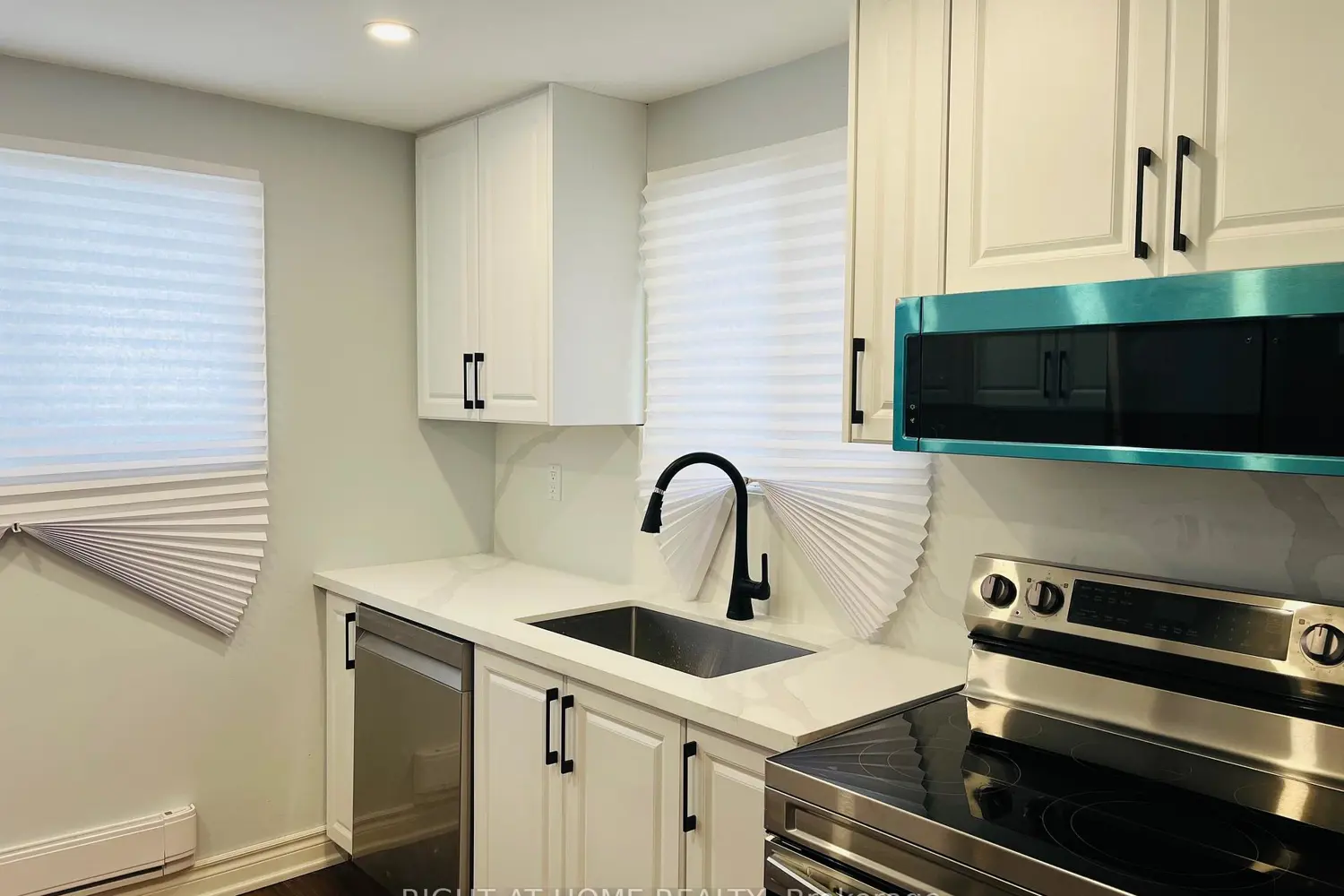 Additional image 6 of 221 Hickling Trail