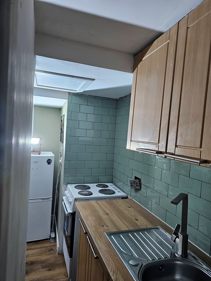 Additional image 5 of Bedsit, Kirkwood Street, G73, N1 7GU