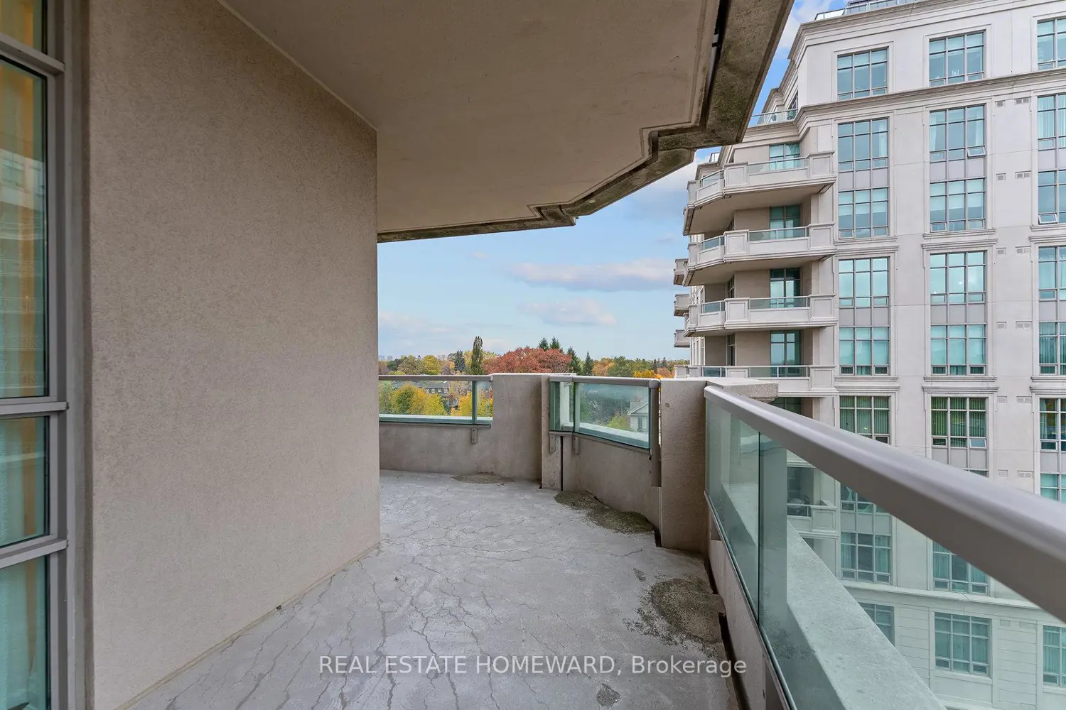 Additional image 15 of 10 Bloorview Place 714