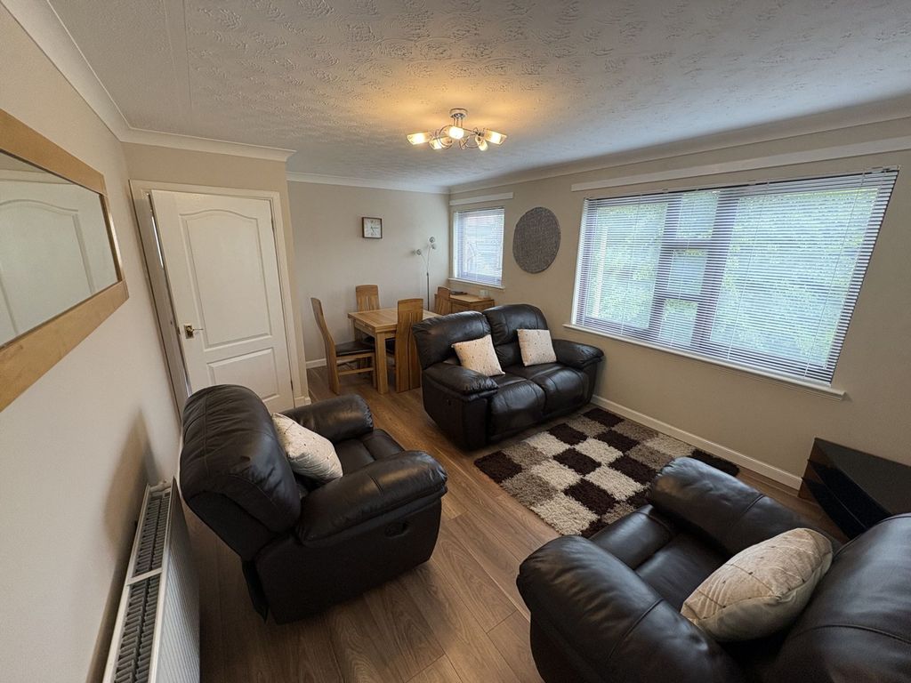 Additional image 4 of 2 bed flat to rentHouston Road, Bridge Of Weir PA11