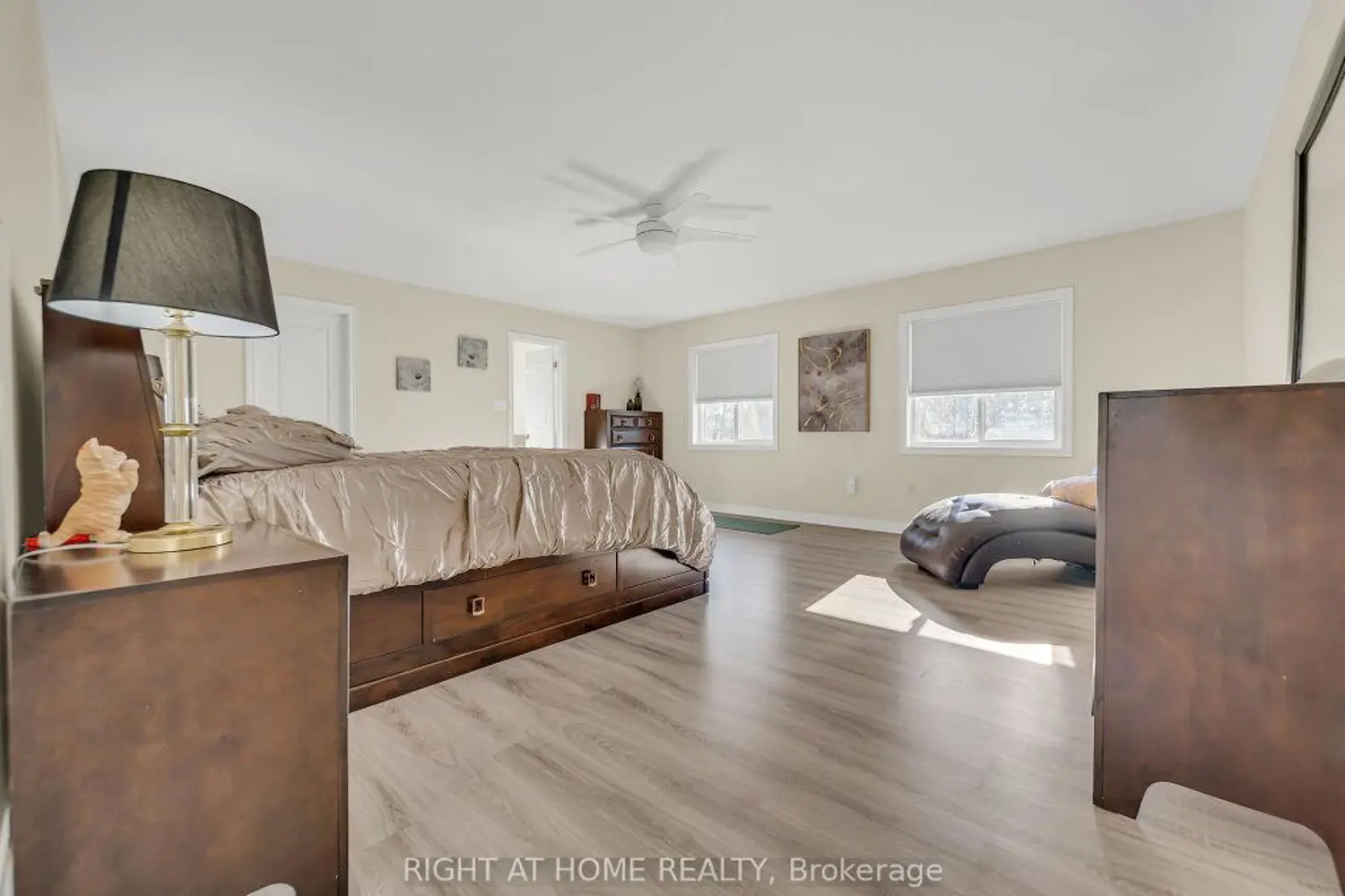Additional image 11 of 201 Hunter Way