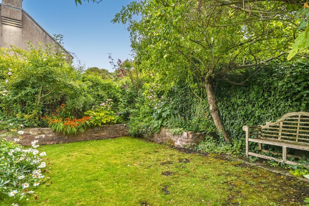 Additional image 23 of Central Wells