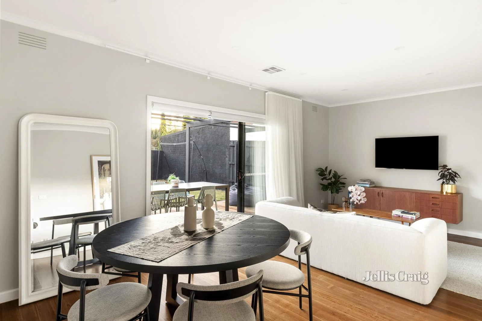 Additional image 13 of 7 Roberts Street, Essendon VIC 3040