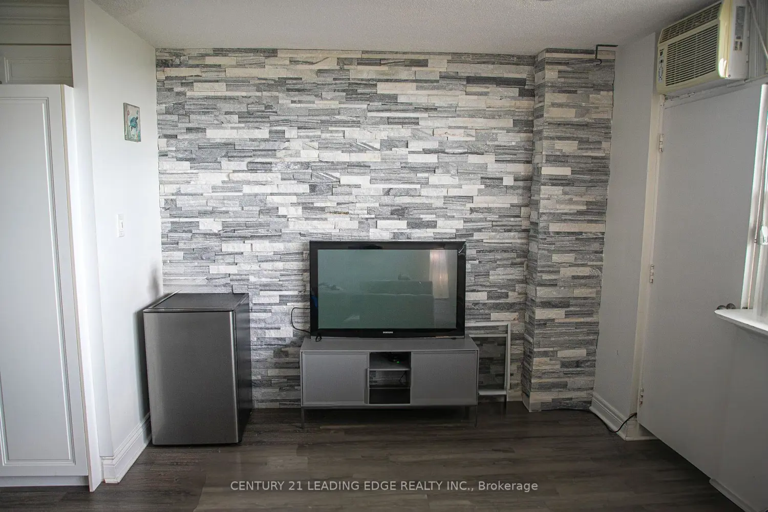 Additional image 11 of 80 Grandravine Drive 917