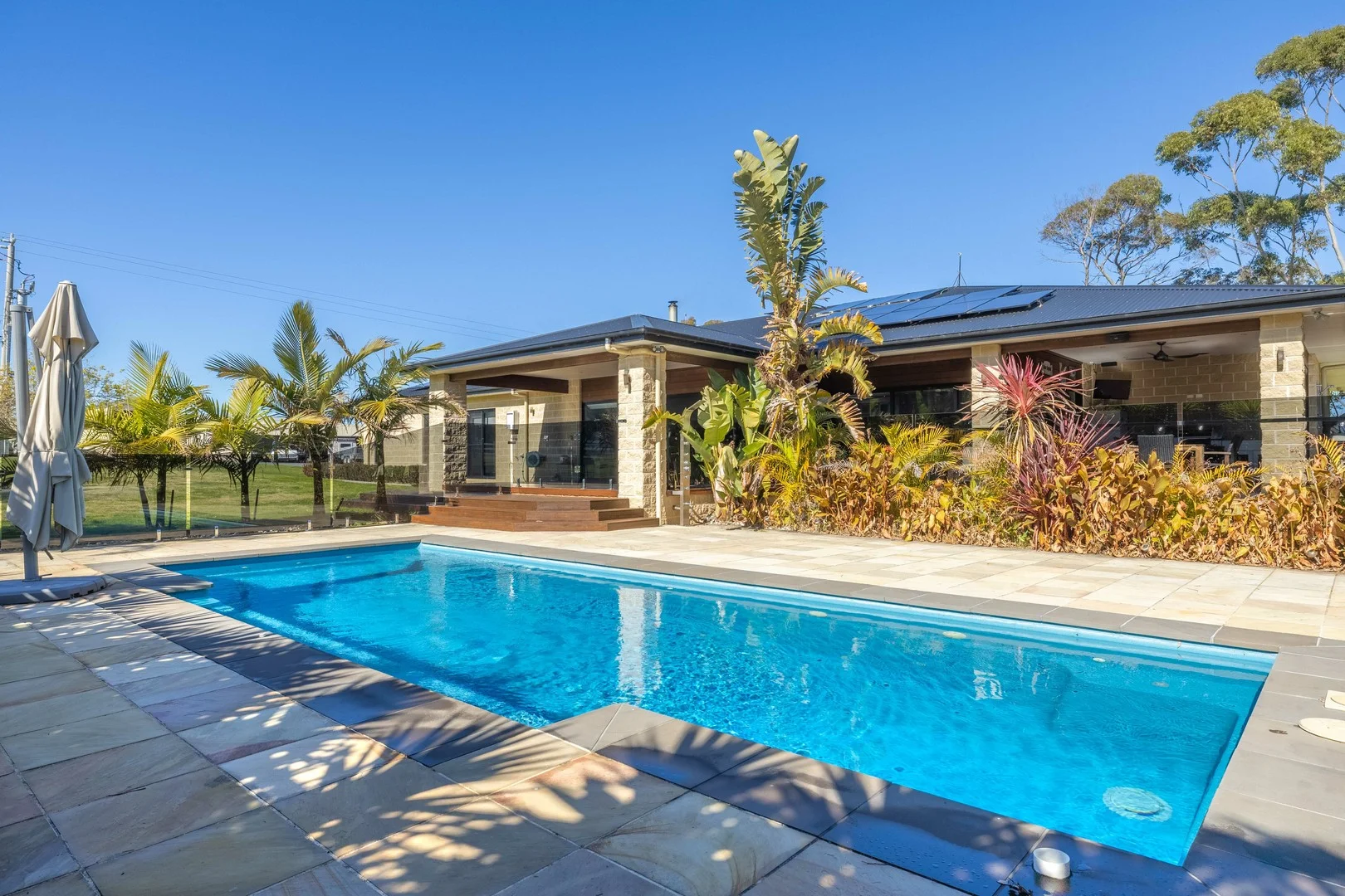 14 Lake Tyers Beach Rd, Lakes Entrance VIC 3909