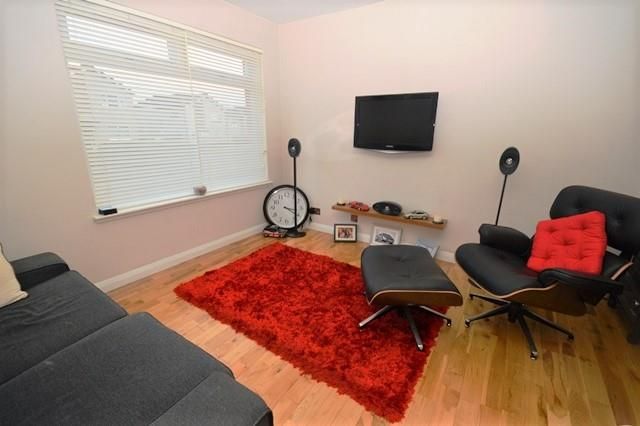 1 bed semi-detached house to rentHowdenhall Drive, Edinburgh EH16