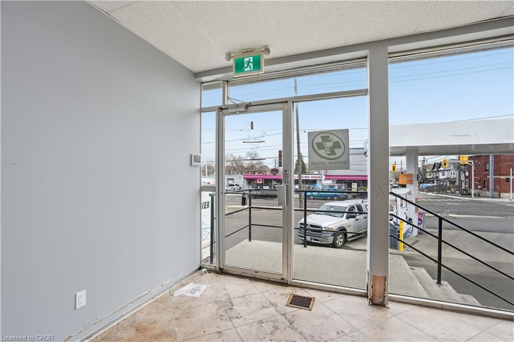 Additional image 4 of 2-970 Barton Street E, Hamilton, ON, L8L 3C7