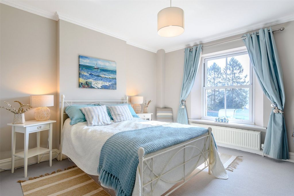 Additional image 10 of 7 bed detached house to rentWalton Street, Walton-In-Gordano, Clevedon, North Somerset BS21