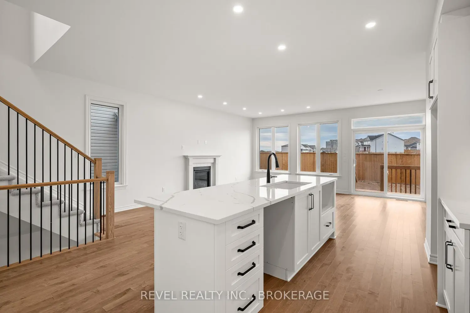 Additional image 4 of 1075 Barrow Avenue