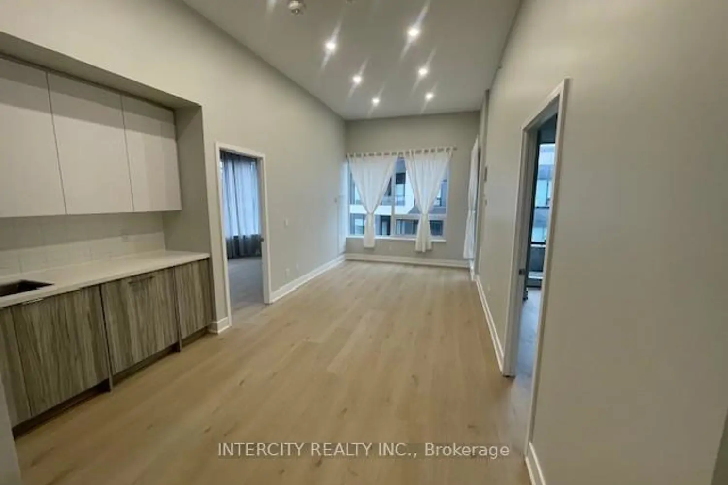 Additional image 2 of 297 Oak Walk Drive 409