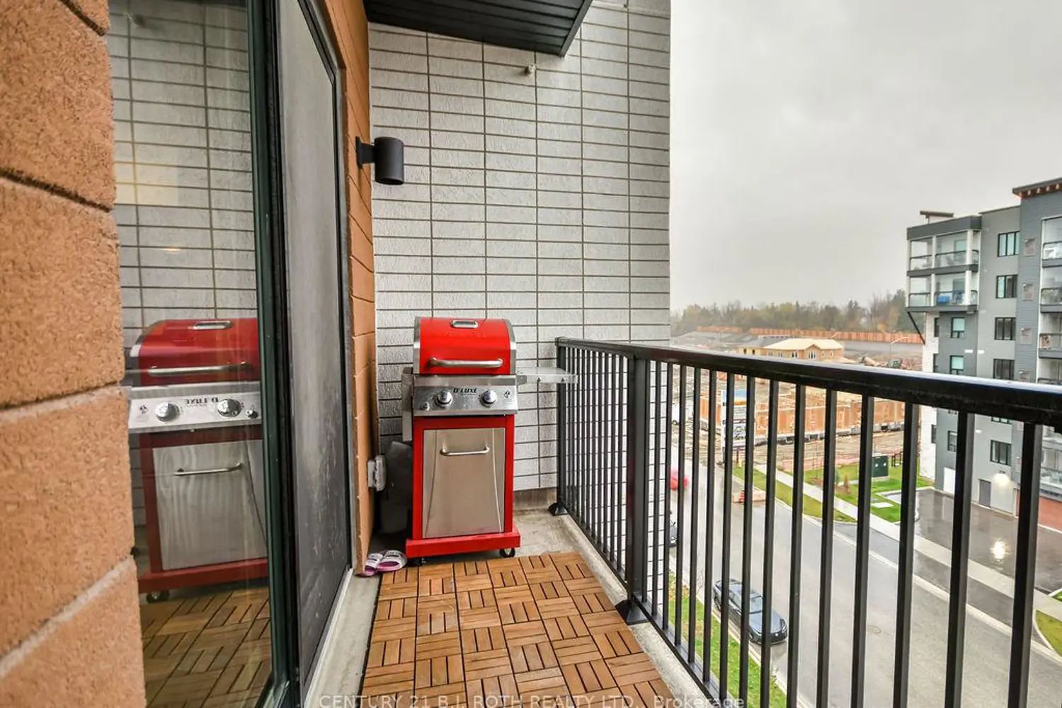 Additional image 16 of 8 Culinary Lane 502