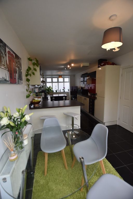 Additional image 3 of 4 bed town house to rentWest Lake Avenue, Hampton, Peterborough PE7