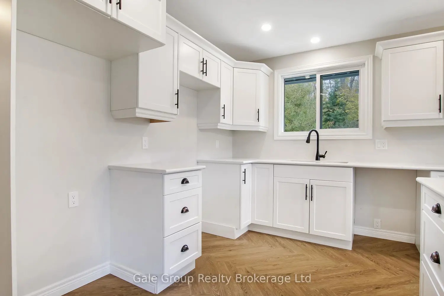 Additional image 9 of 10 Clubhouse Road