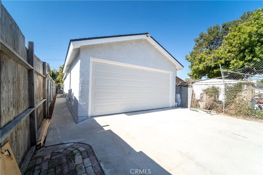 Additional image 19 of 13300 S Largo Ave, Compton, CA 90222