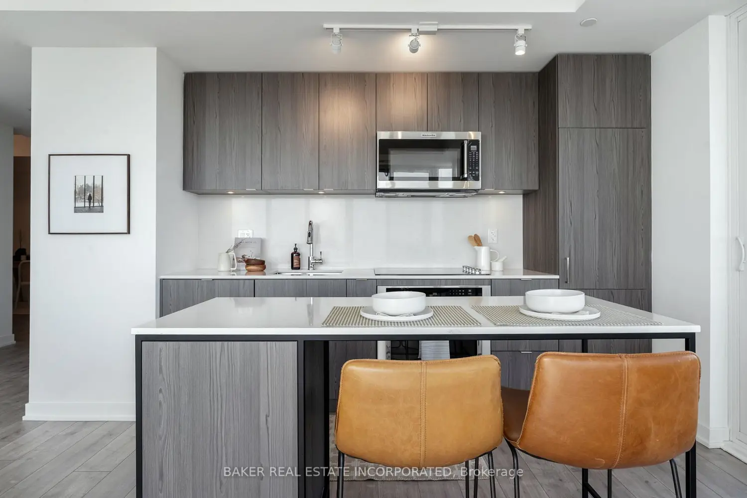 Additional image 9 of 220 Missinnihe Way 1205