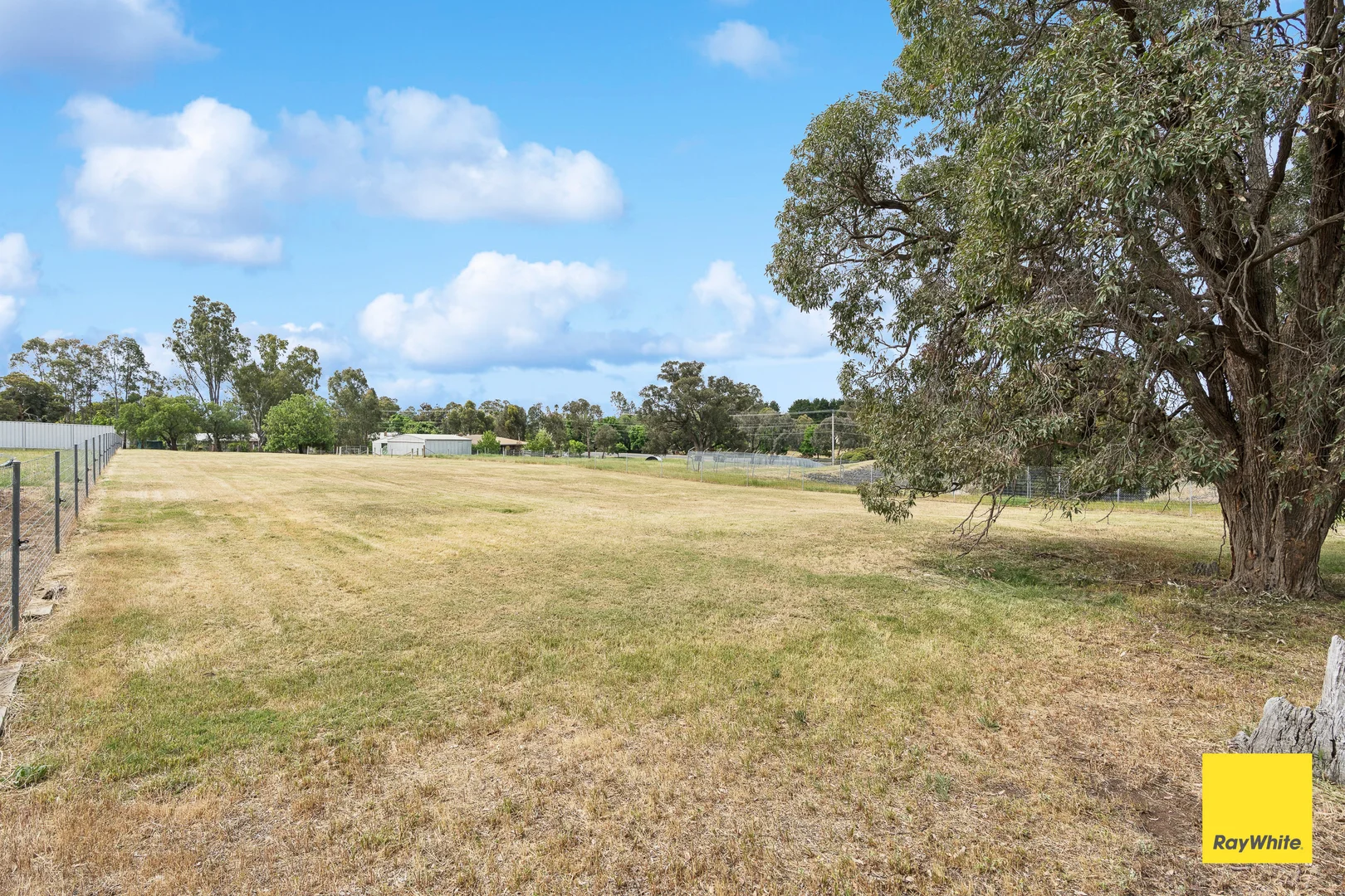 Additional image 7 of 35 Raglan Place East, Axedale VIC 3551
