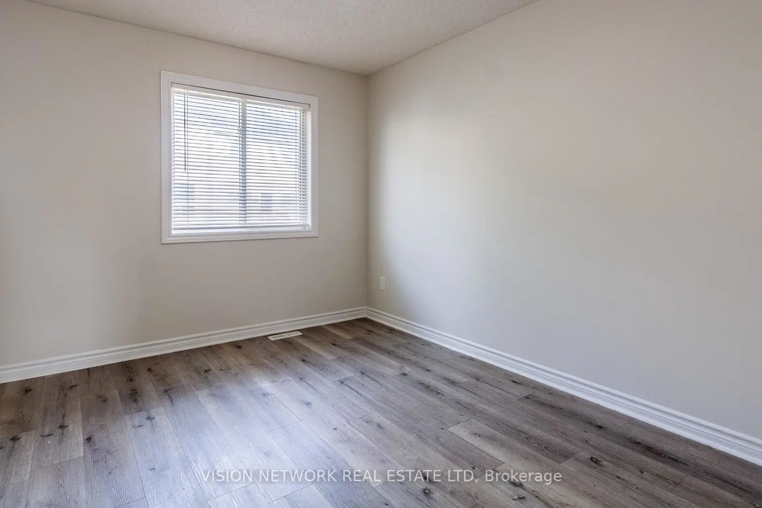 Additional image 7 of 600 Sarnia Road 43