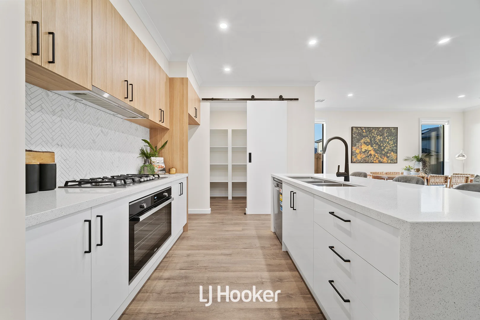 Additional image 8 of 21 Crescendo Boulevard, Clyde VIC 3978