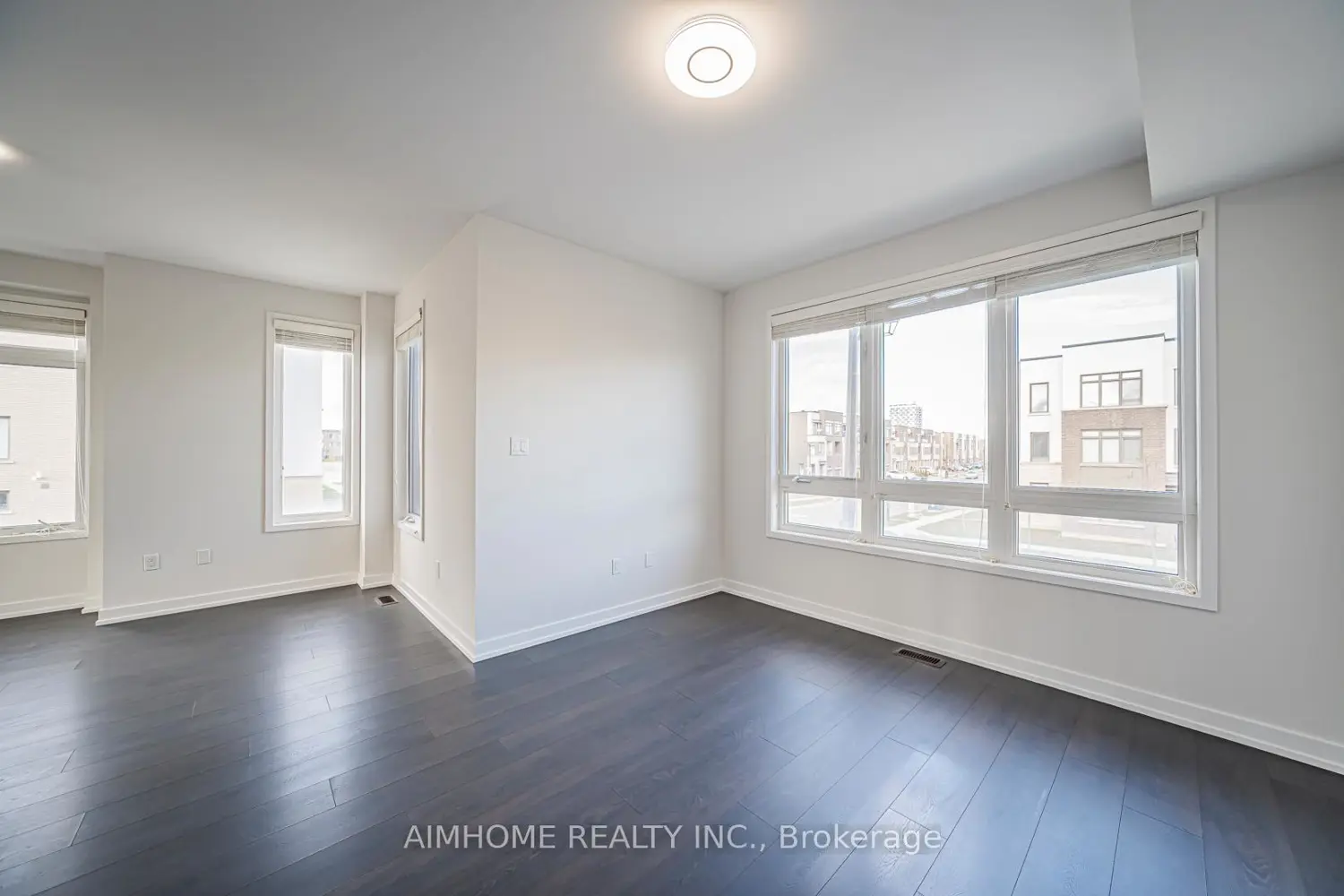 Additional image 3 of 220 Beaveridge Avenue