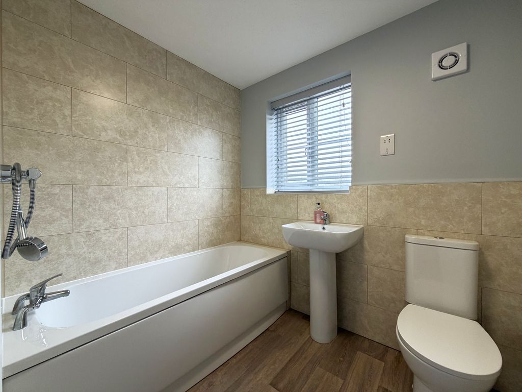 Additional image 7 of 2 bed end terrace house to rentDaubeney Avenue, Saxilby LN1
