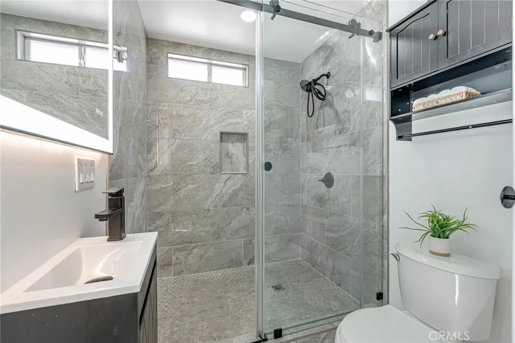 Additional image 28 of 1381 W Summerland Ave, San Pedro, CA 90732