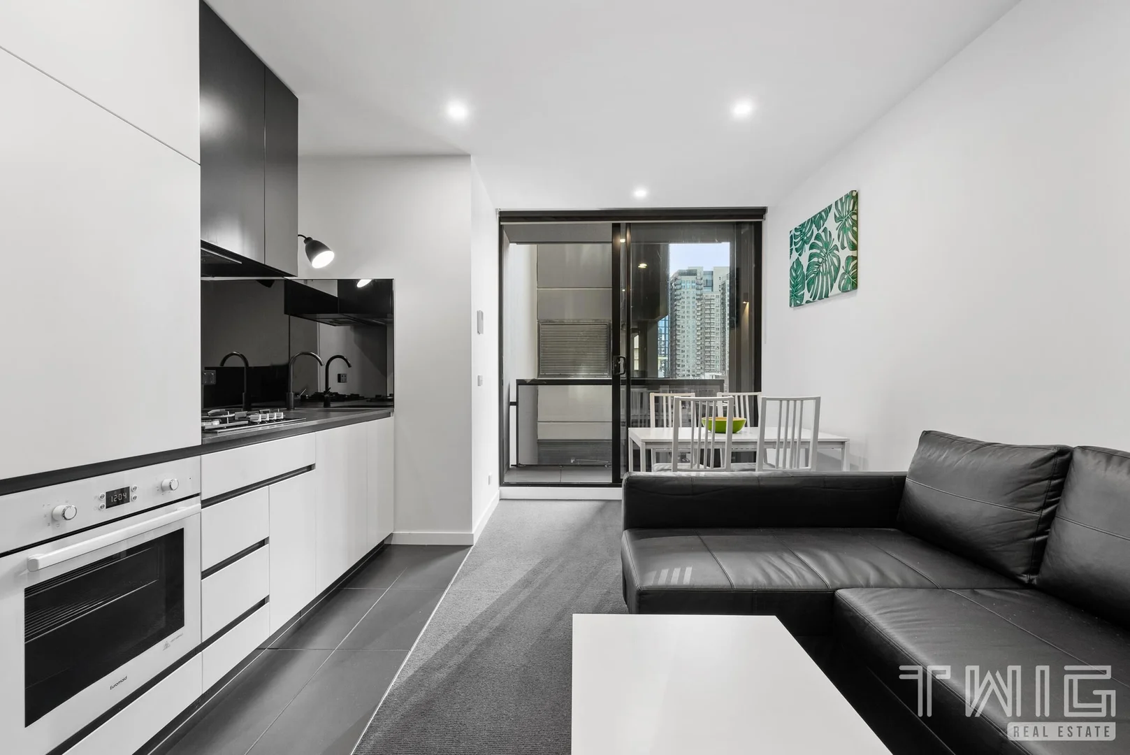 Additional image 2 of 1403/139 Bourke Street, Melbourne VIC 3000